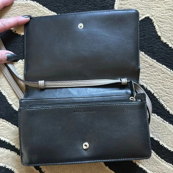 Marc Jacobs Empire City Crossbody - Picture 5 of 9